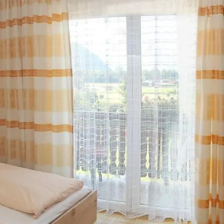مكان تخييم Gasthof-camping Lindenhof